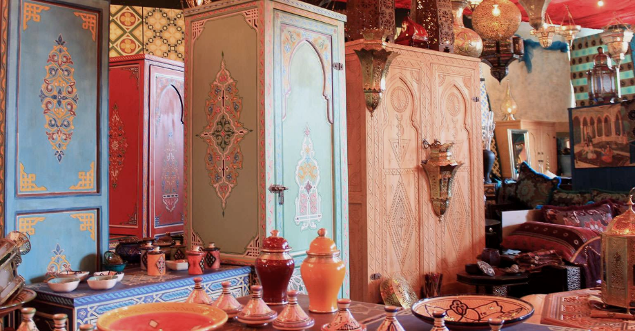 Cabinets & Chests of Drawers
