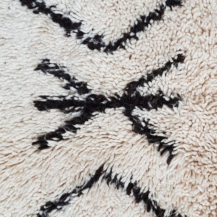 Moroccan rug Beni Ouarain BN2200