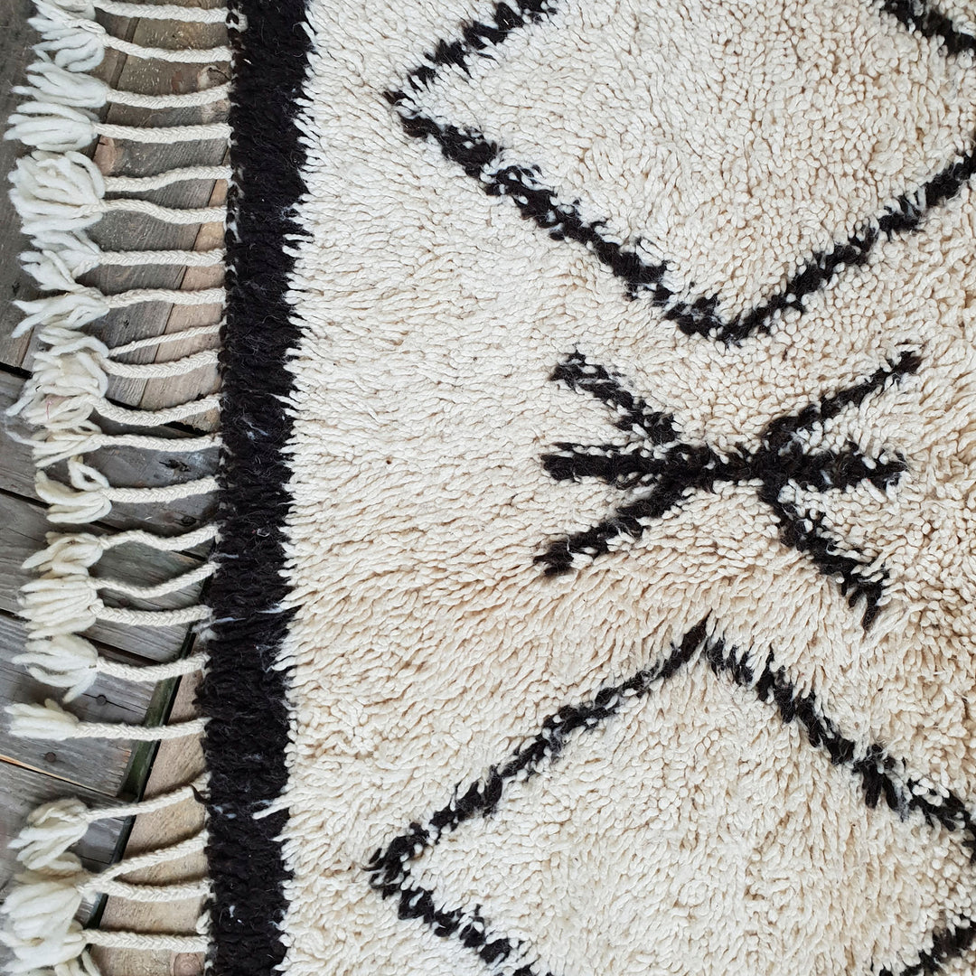 Moroccan rug Beni Ouarain BN2200