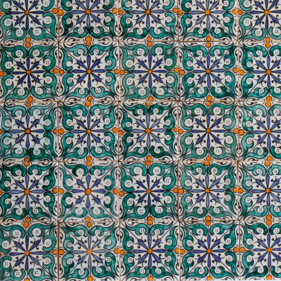Hand-painted tile Hudah