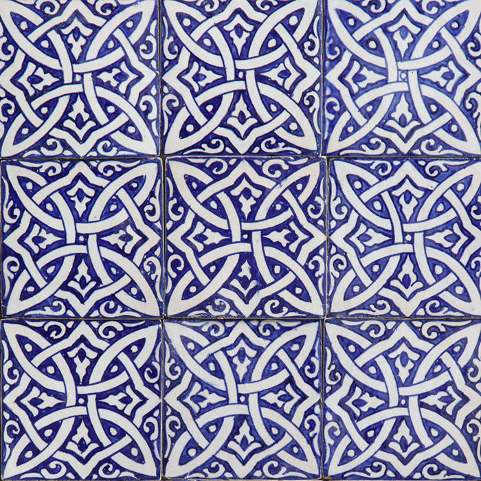 Hand-painted tile Fadwa