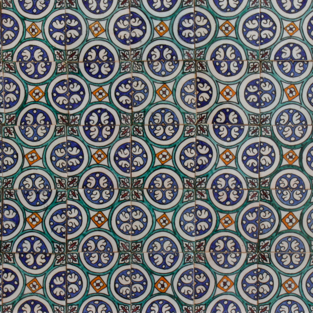 Hand-painted tile Hafsa