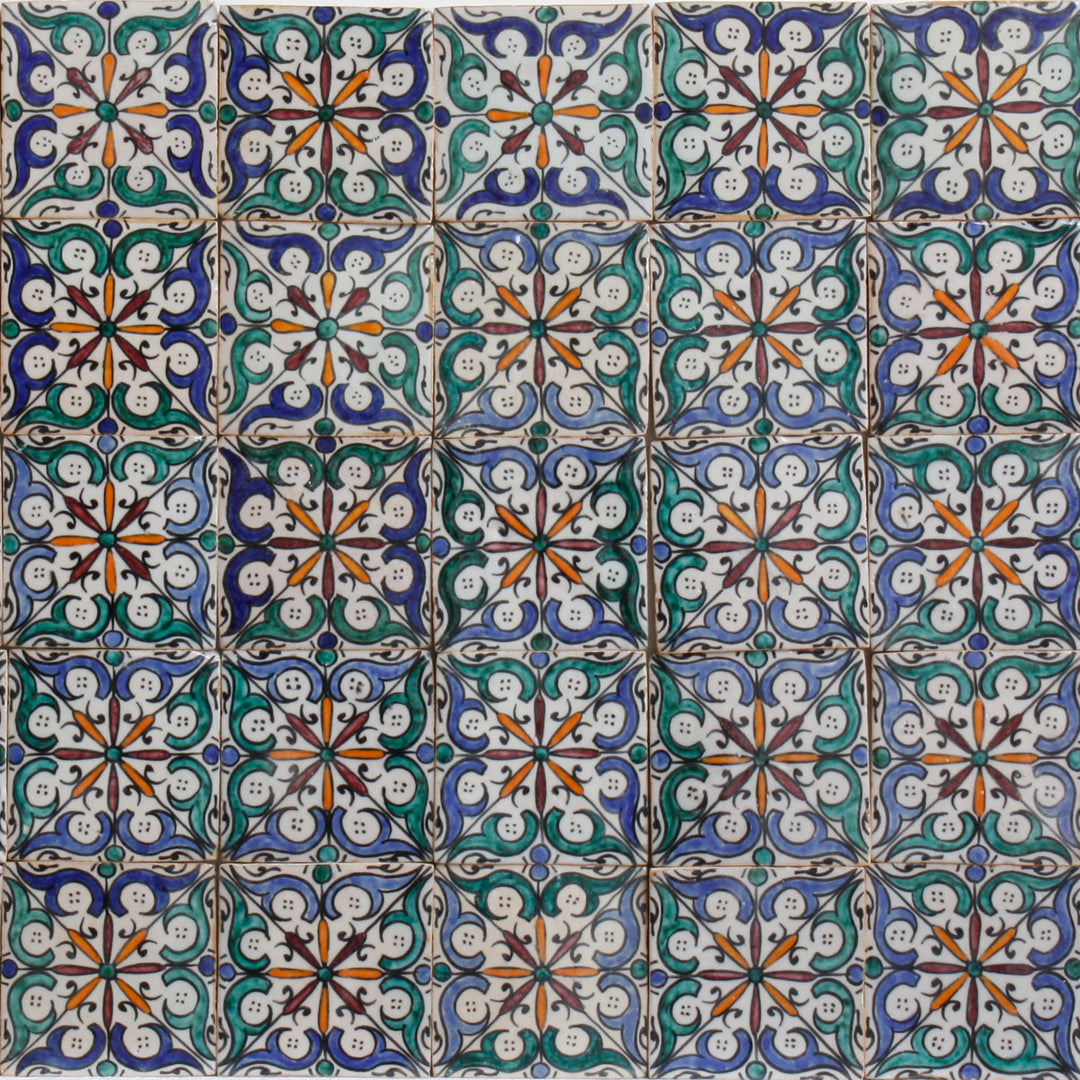 Hand-painted tile Ihsan