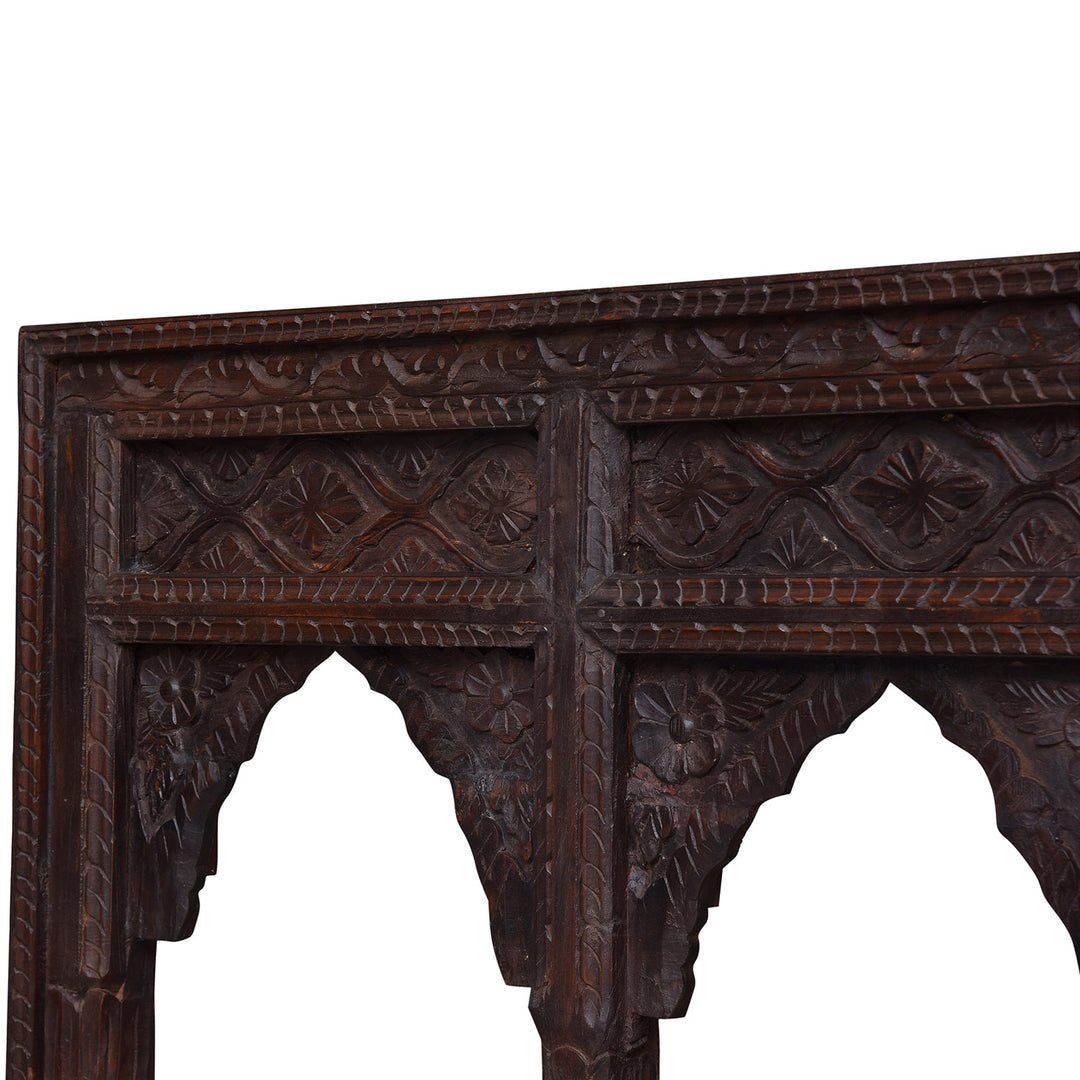 Indian frame Layla
