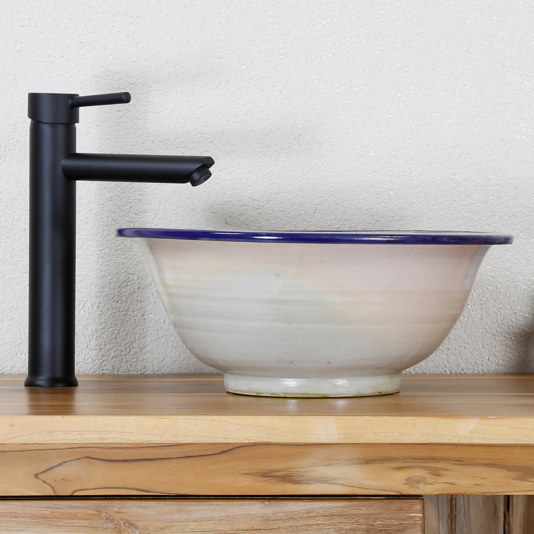 Ceramic sink