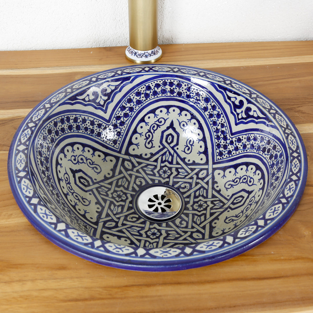 Ceramic sink