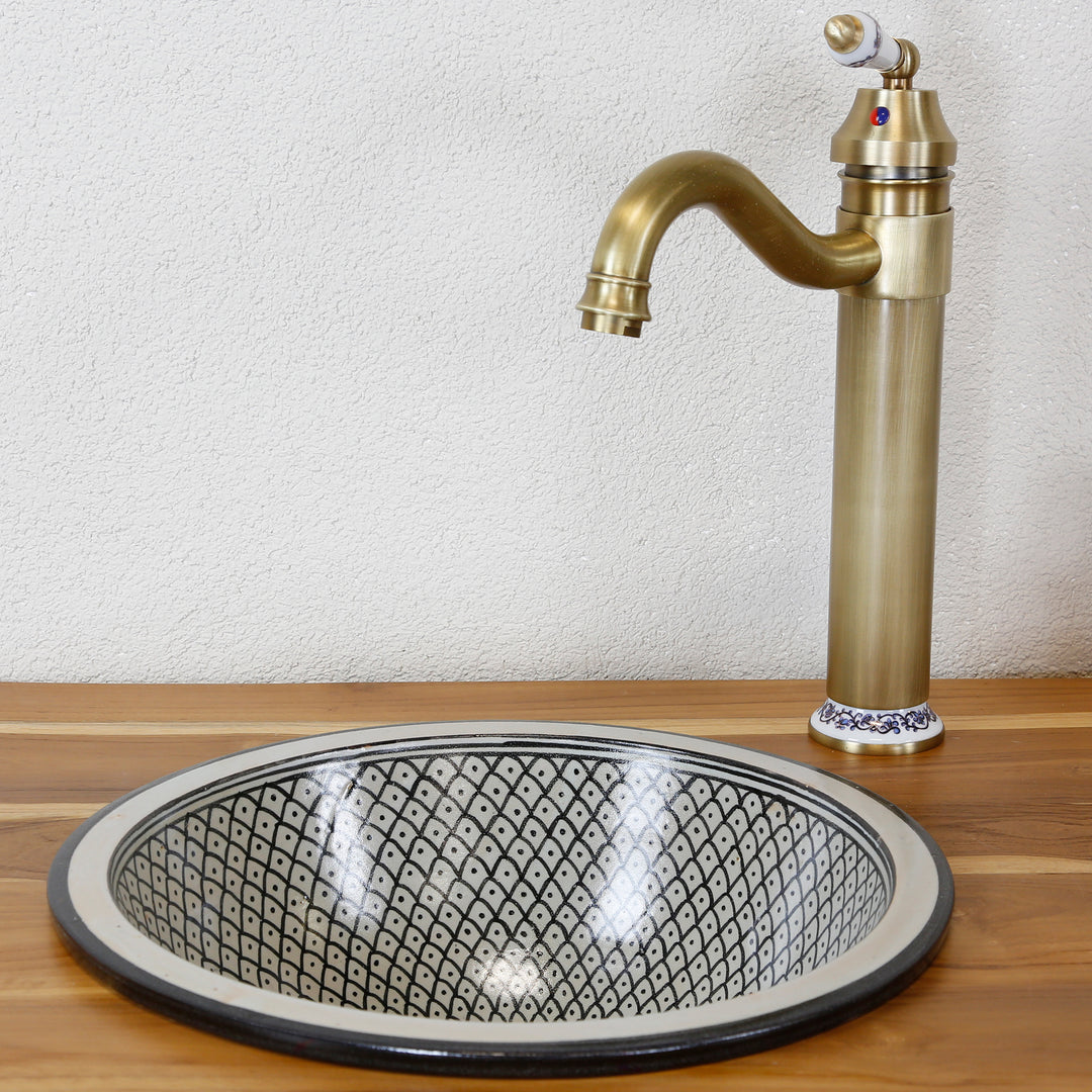 Black sink