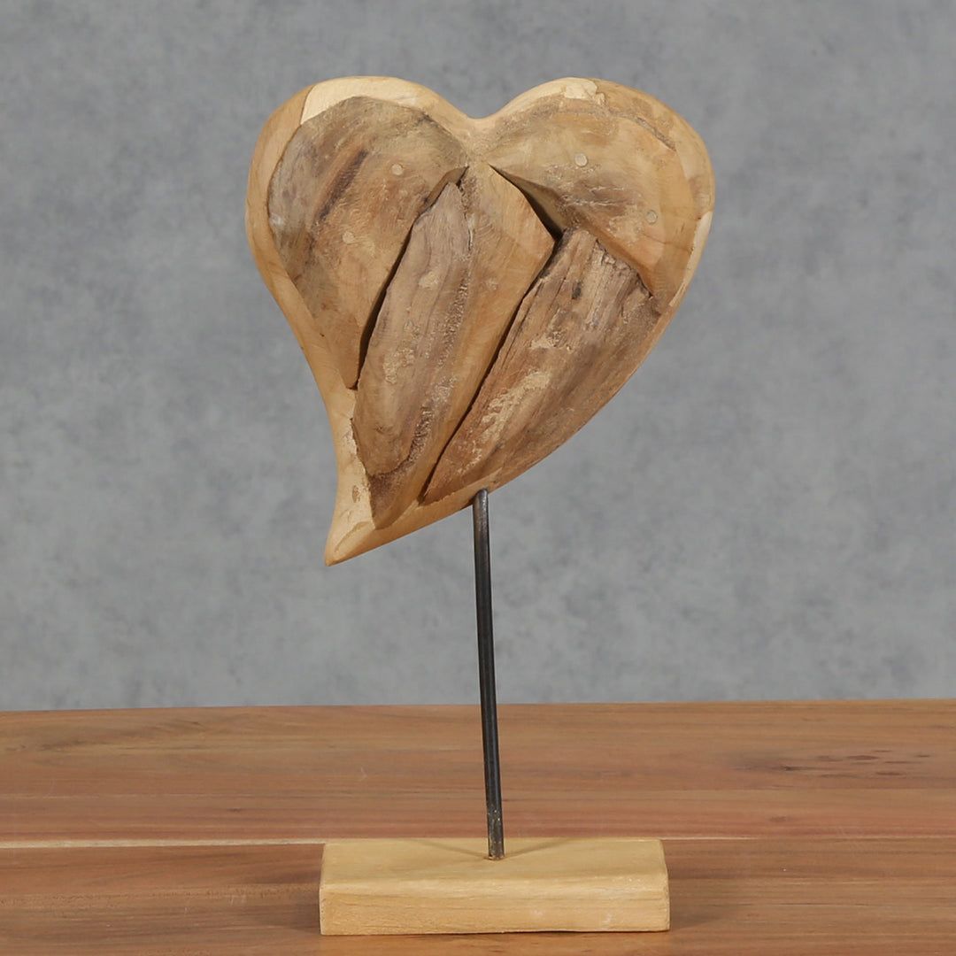 Heart sculpture Mariella