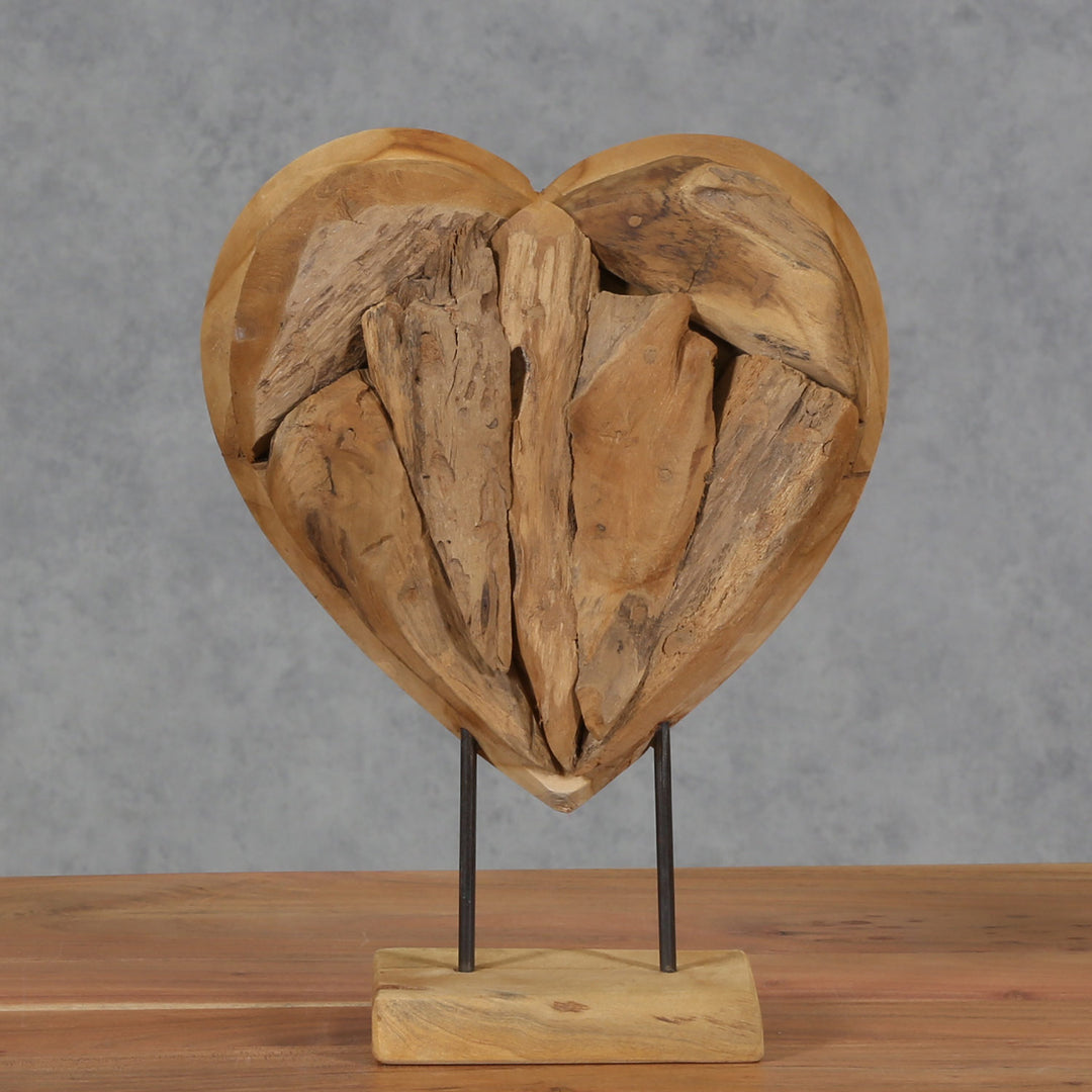 Heart sculpture Malina