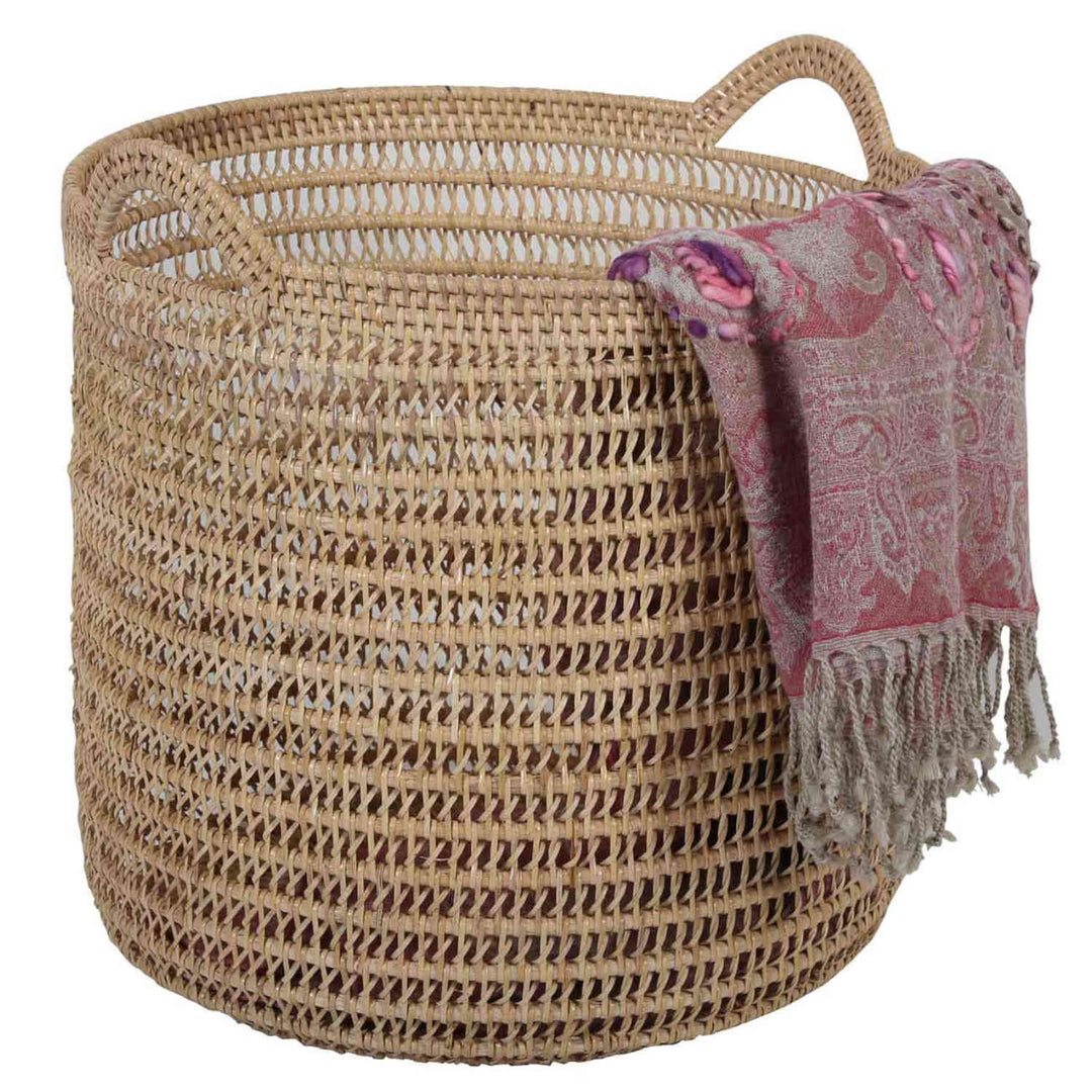 Eda natural rattan basket with handle