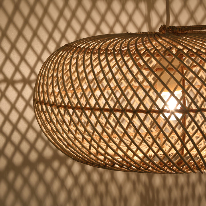 Esra rattan lamp