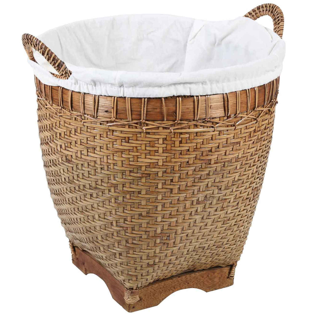 Lea rattan laundry basket with handle