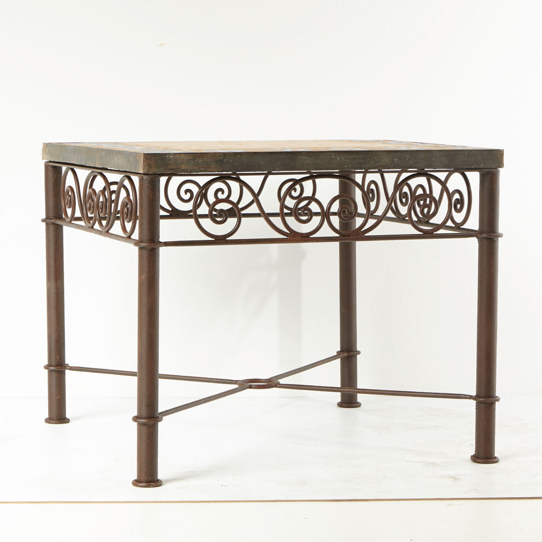 Couch mosaic table 60x60 Bordeaux diamond pattern