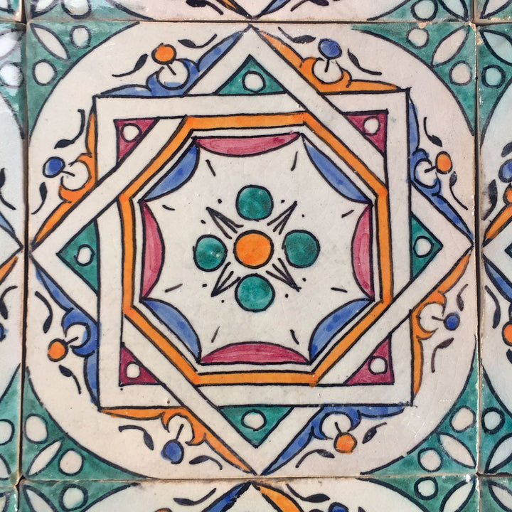 Hand-painted tile Samia 10x10