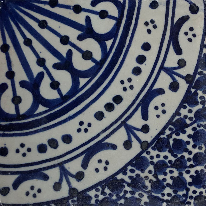 Hand-painted tile Hanefi