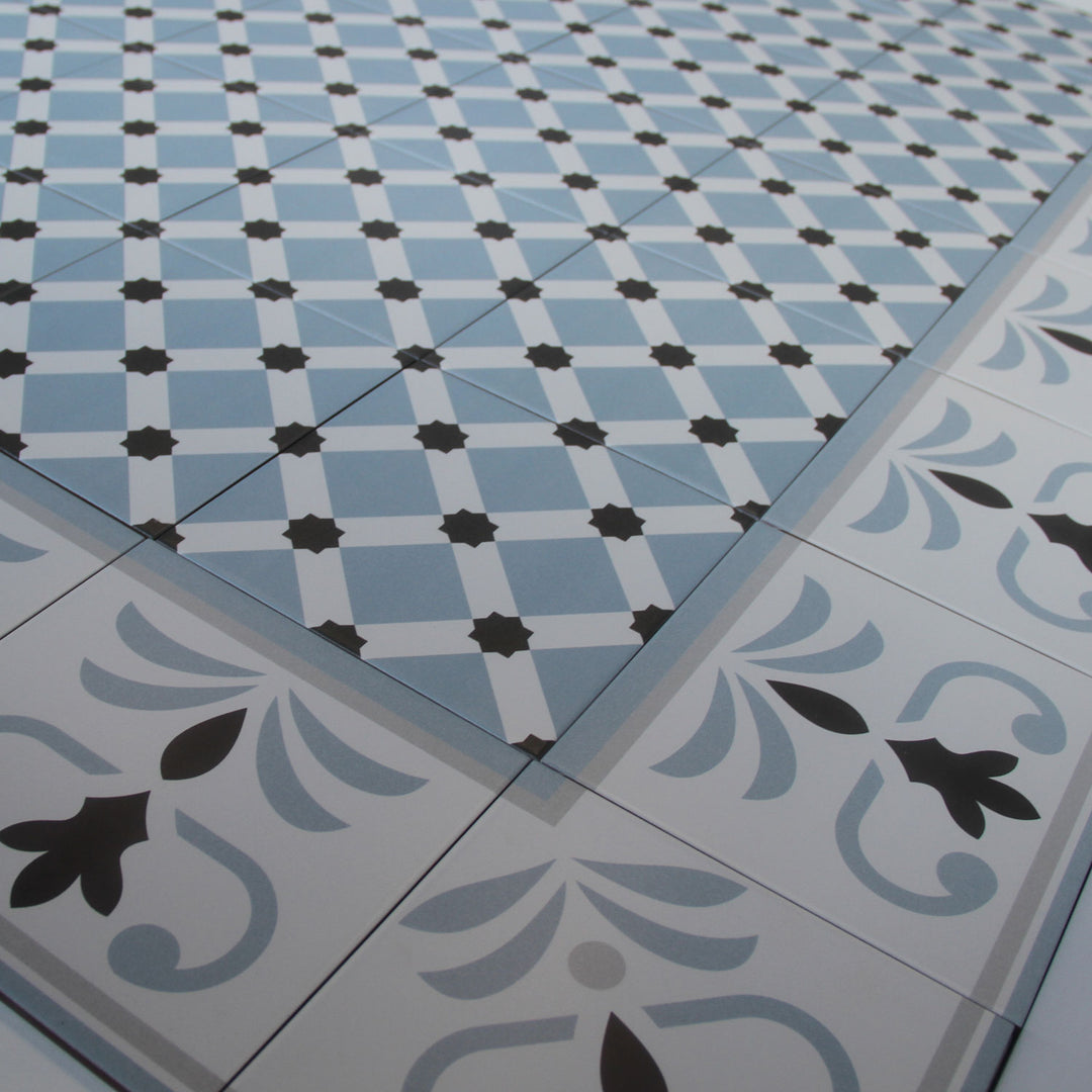 Moroccan corner border Cadis