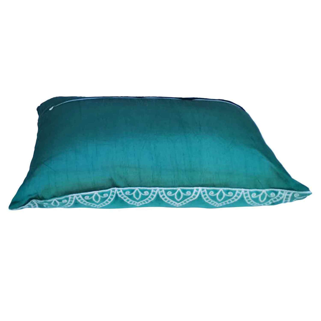 Moroccan velvet cushion Luka