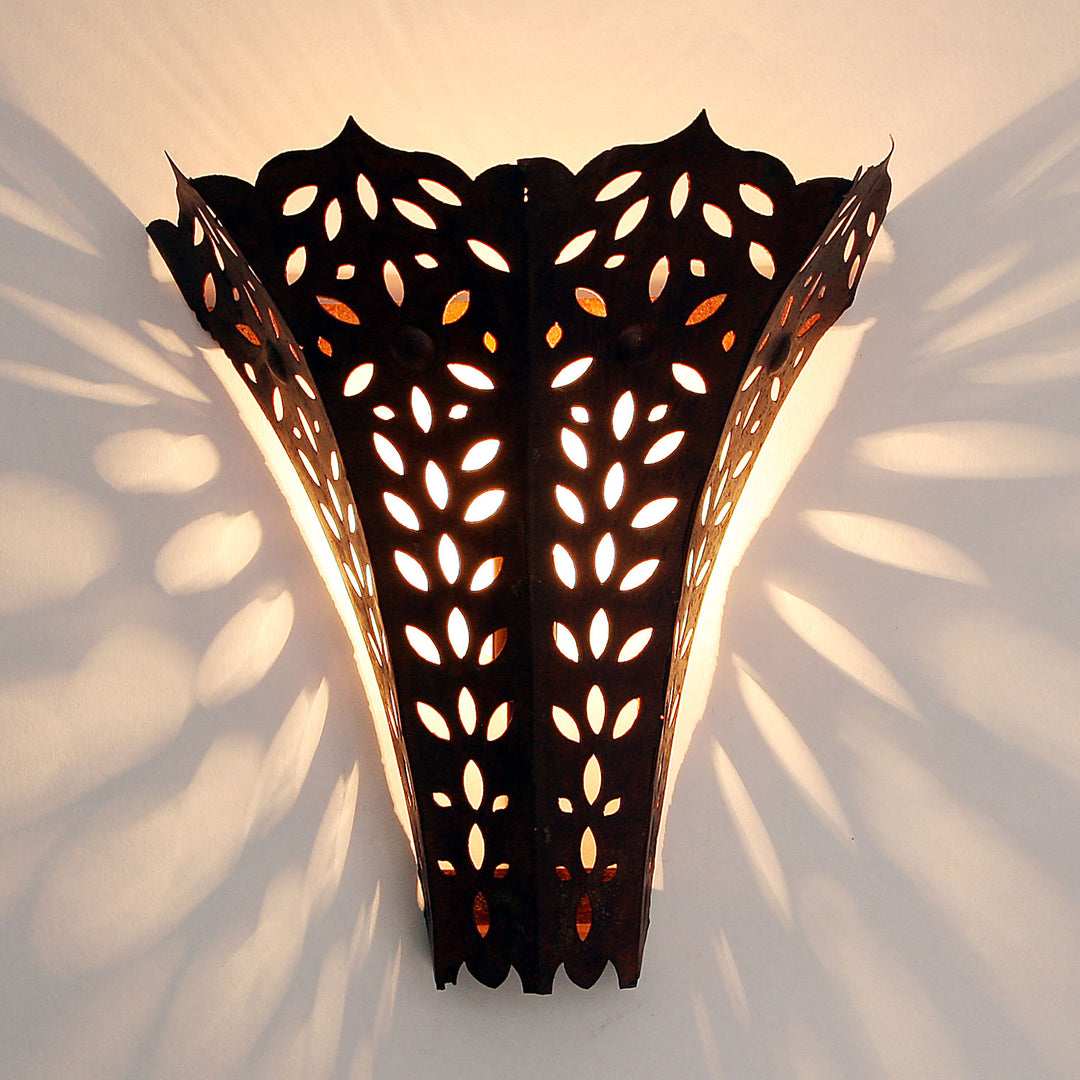 Oriental Iron Wall Lamp EWL16