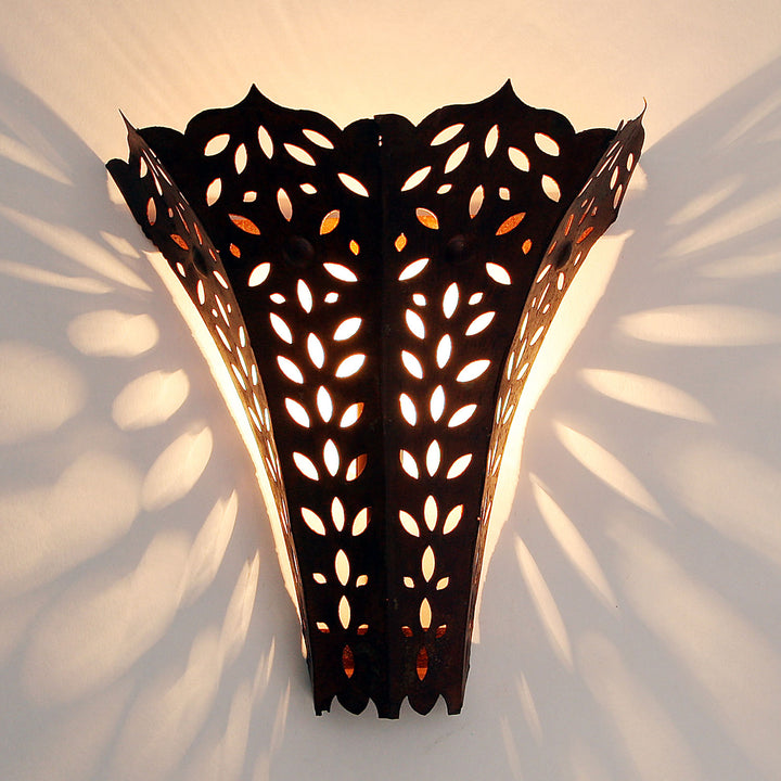 Oriental Iron Wall Lamp EWL16