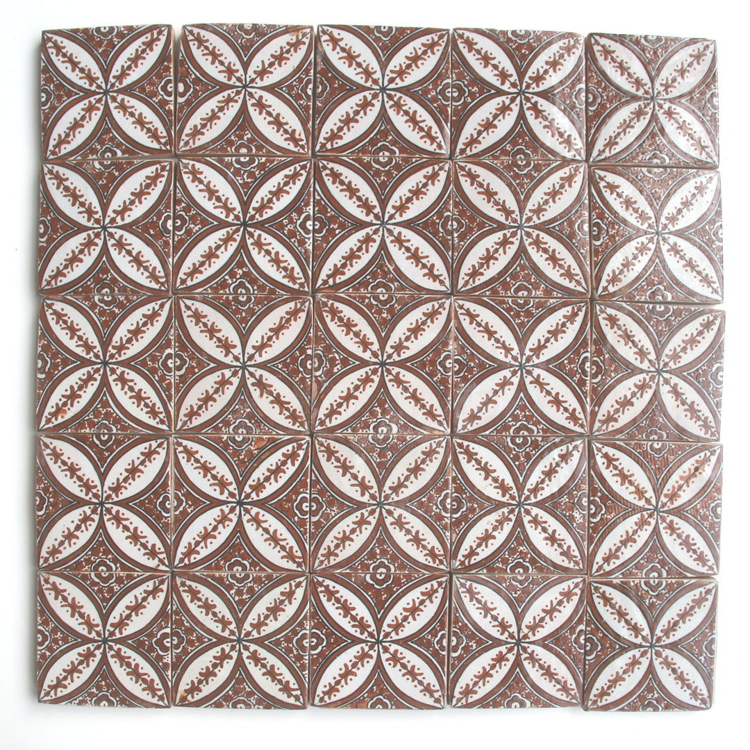 Hand-painted tile Selin
