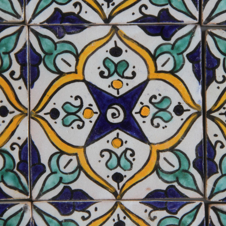 Hand-painted tile Asya