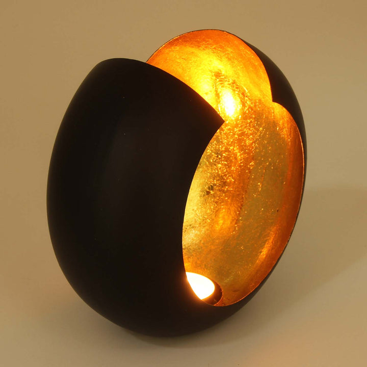 Oriental lantern Charu M