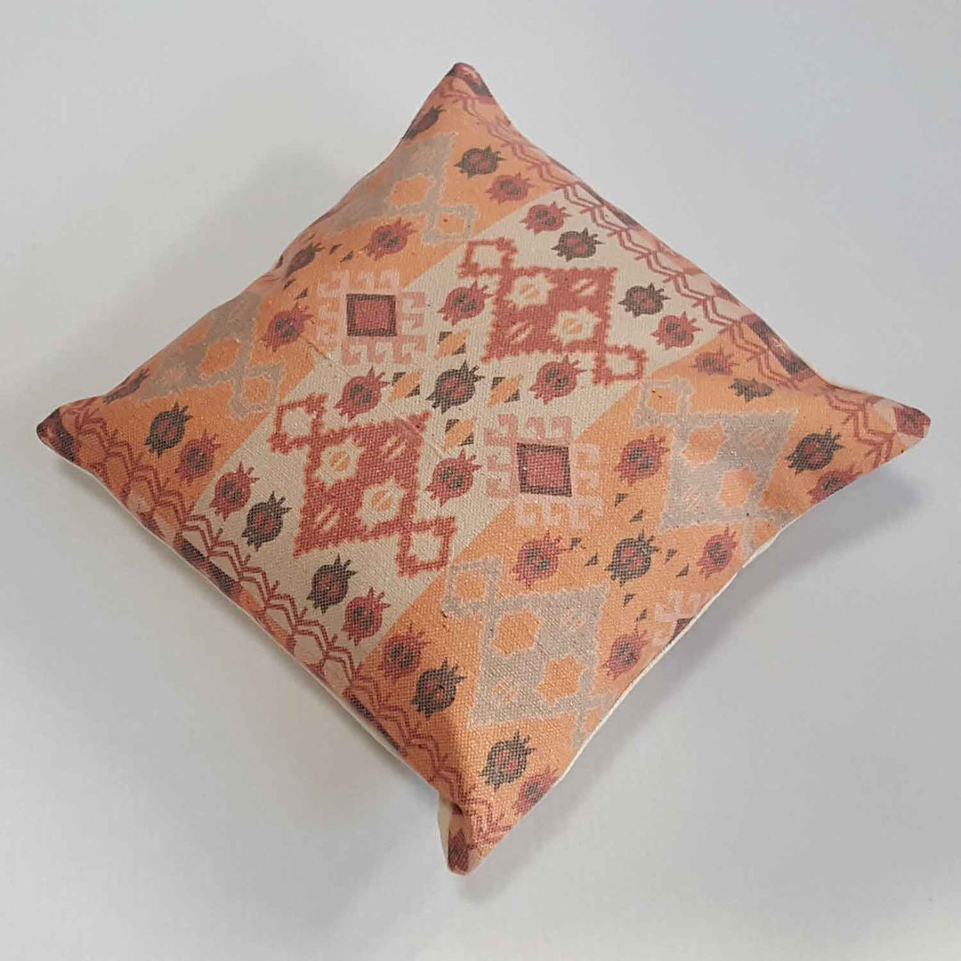 Oriental ethnic cushion Mira